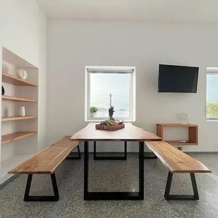 Holiday home Linardo's Cycladic House