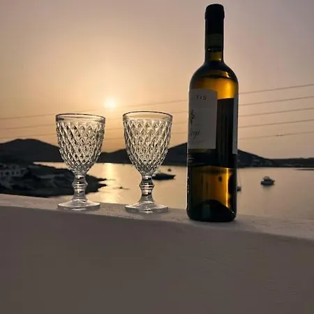 Linardo's Cycladic House Holiday home