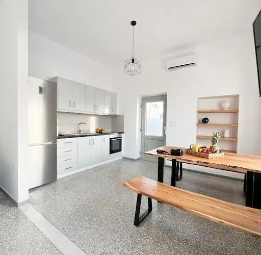 Linardo's Cycladic House Holiday home Naousa (Paros)