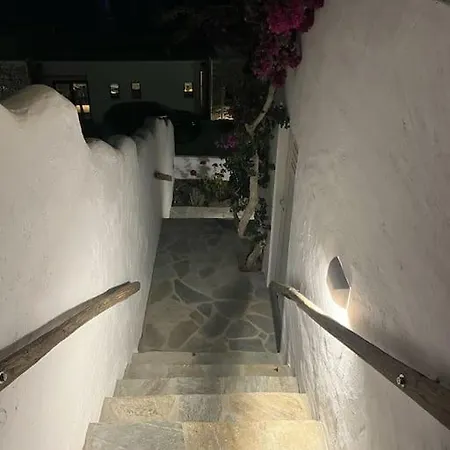 Linardo's Cycladic House Náoussa