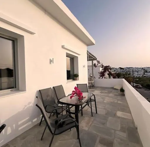 Linardo's Cycladic House Дом отдыха